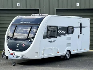 Swift Fairway Platinum 530 2019